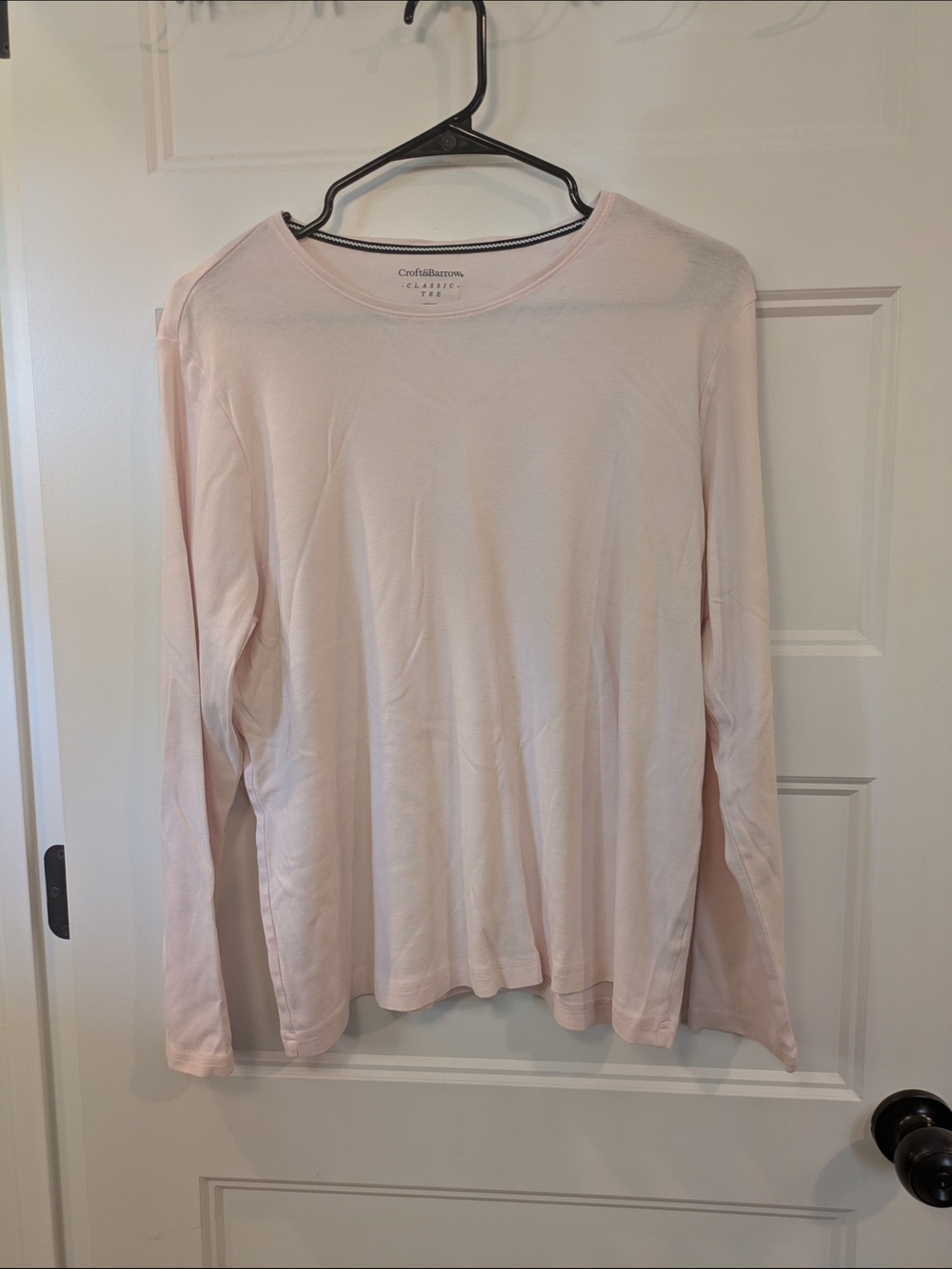 🔴 3/$15  Croft & Barrow Lightweight Long Sleeve Tee - Light Pink